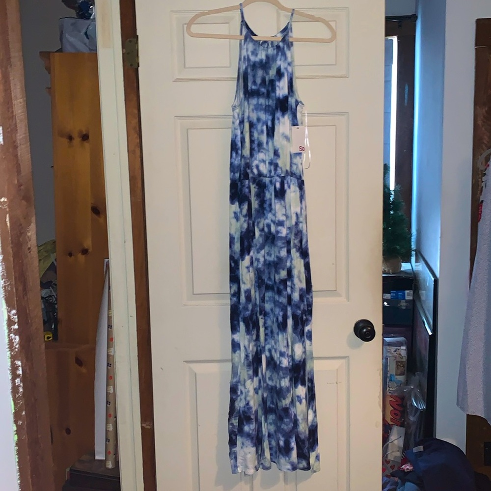 NWT super soft tie dye maxi dress with side slit